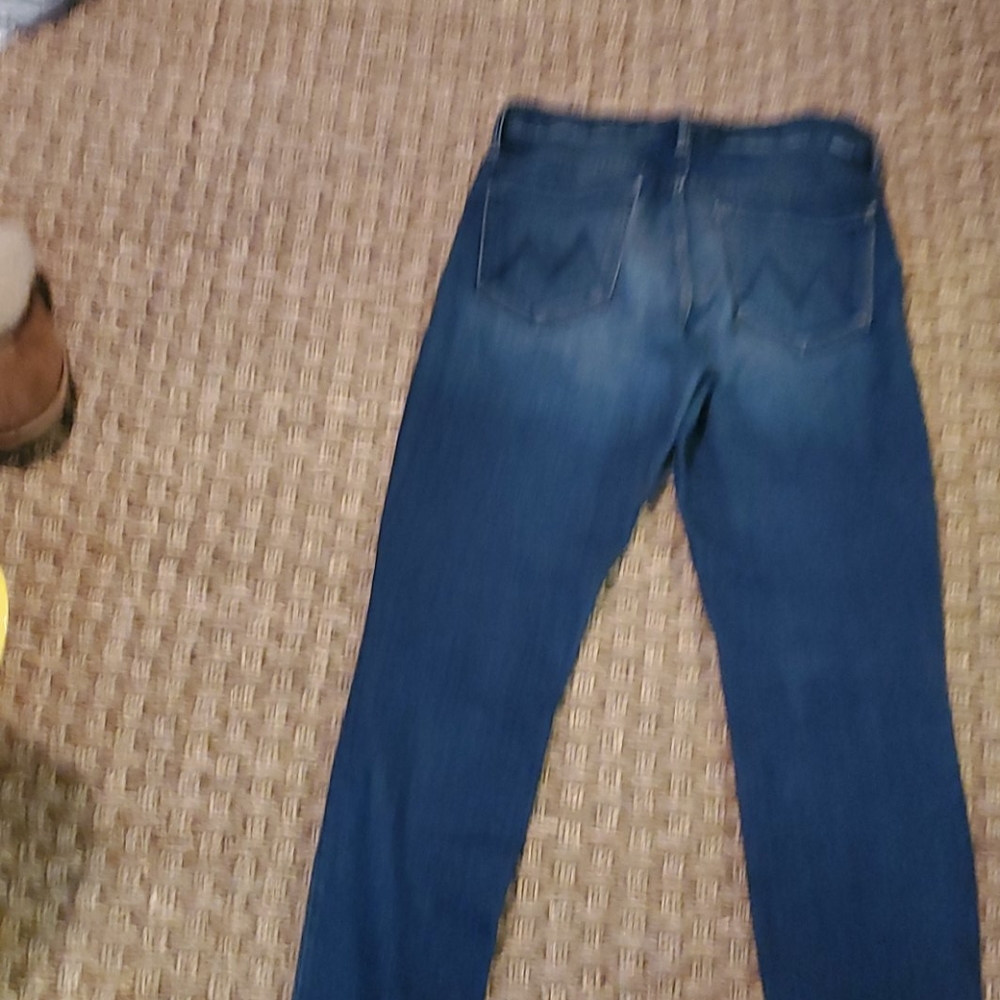 Jeans - Picture 2 of 3